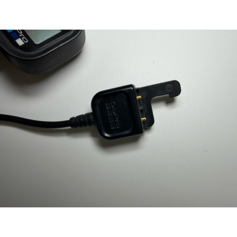 GoPro Smart Remote ARMTE-002 Waterproof Camera Control with Charging Cable Strap - Picture 6 of 6